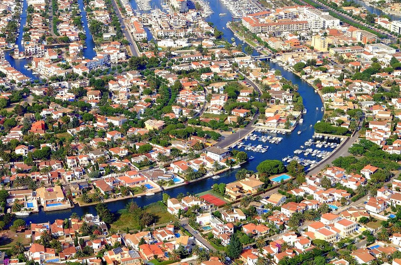 Leon Inmo Apartment Amber - 15763 Empuriabrava